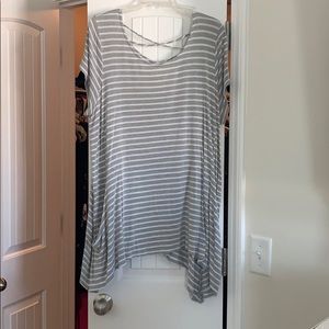 Gray/white striped tunic/tee